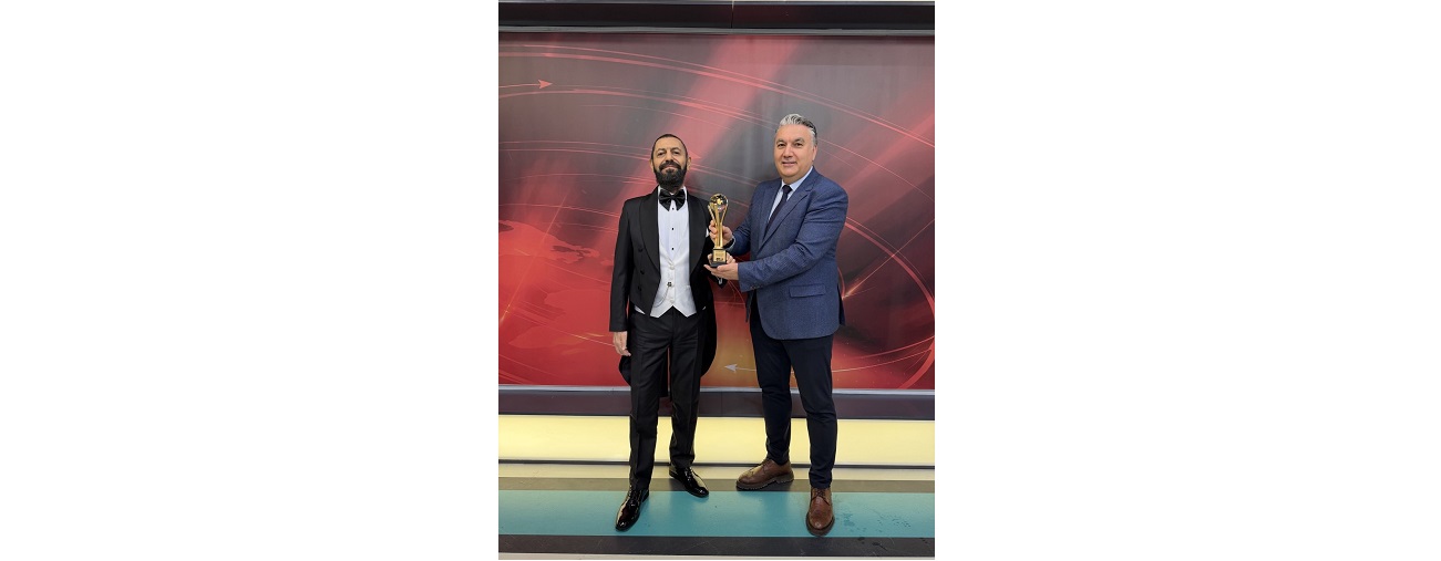 Dünyaca Ünlü Yazar Akif Manaf “Cine1 Barış Ödülü”ne Layık Görüldü